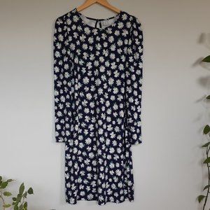 Long sleeve midi length daisy print dress